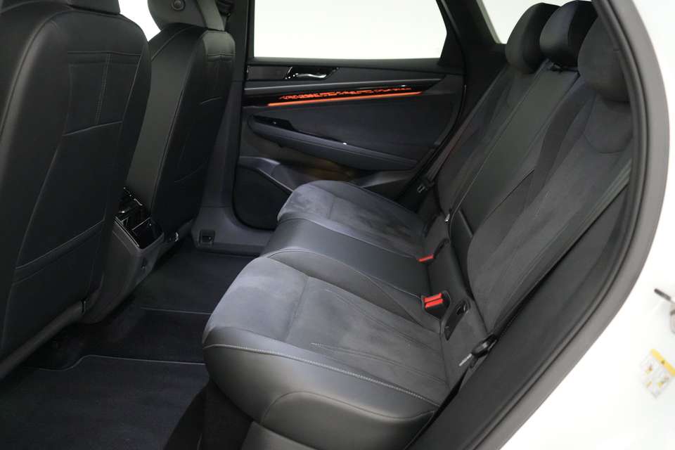 Volkswagen Golf Variant - Imagem 14