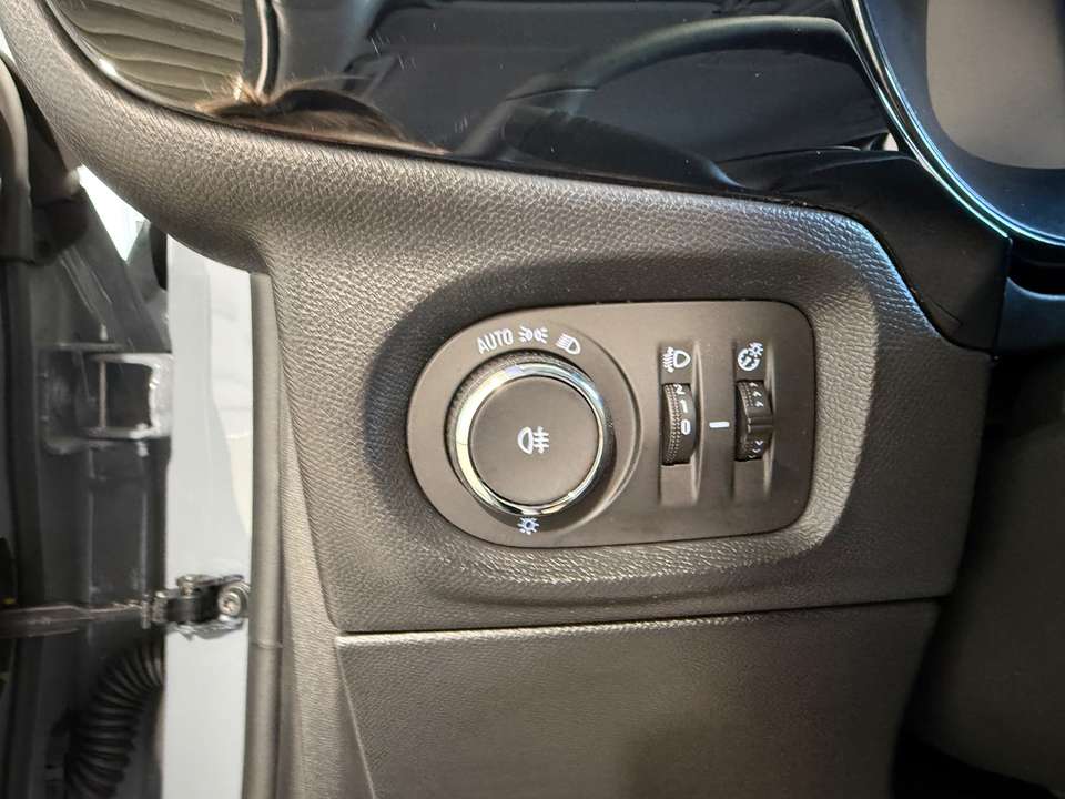 Opel Corsa - Imagem 15