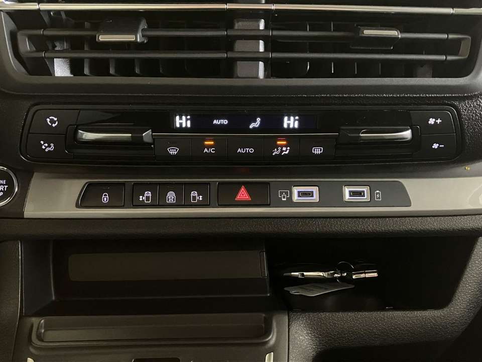 Citroen Spacetourer - Imagem 13