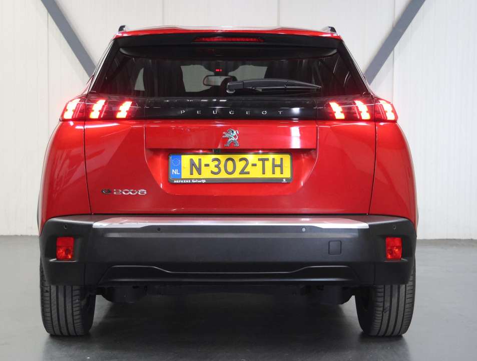 Peugeot e-2008 - Imagem 8