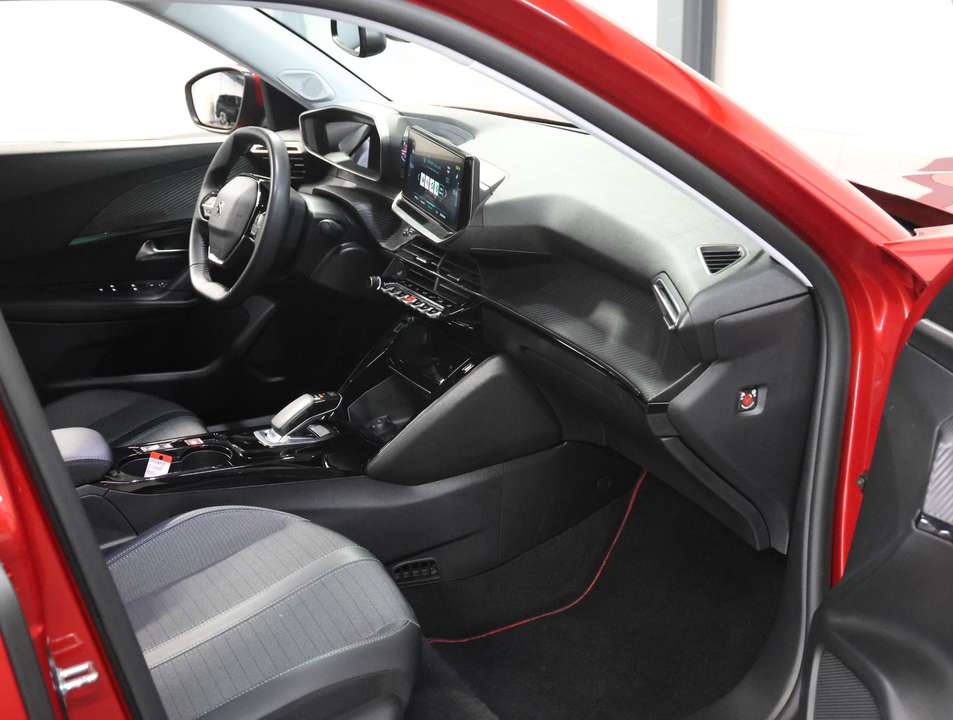 Peugeot e-2008 - Imagem 9