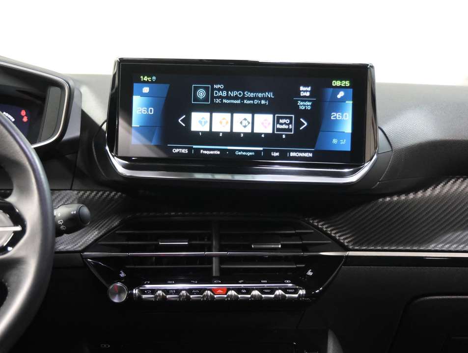 Peugeot e-2008 - Imagem 14