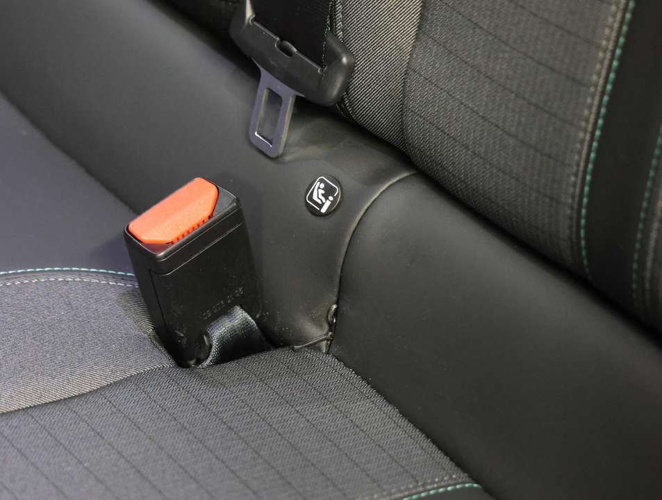 Peugeot e-2008 - Imagem 15