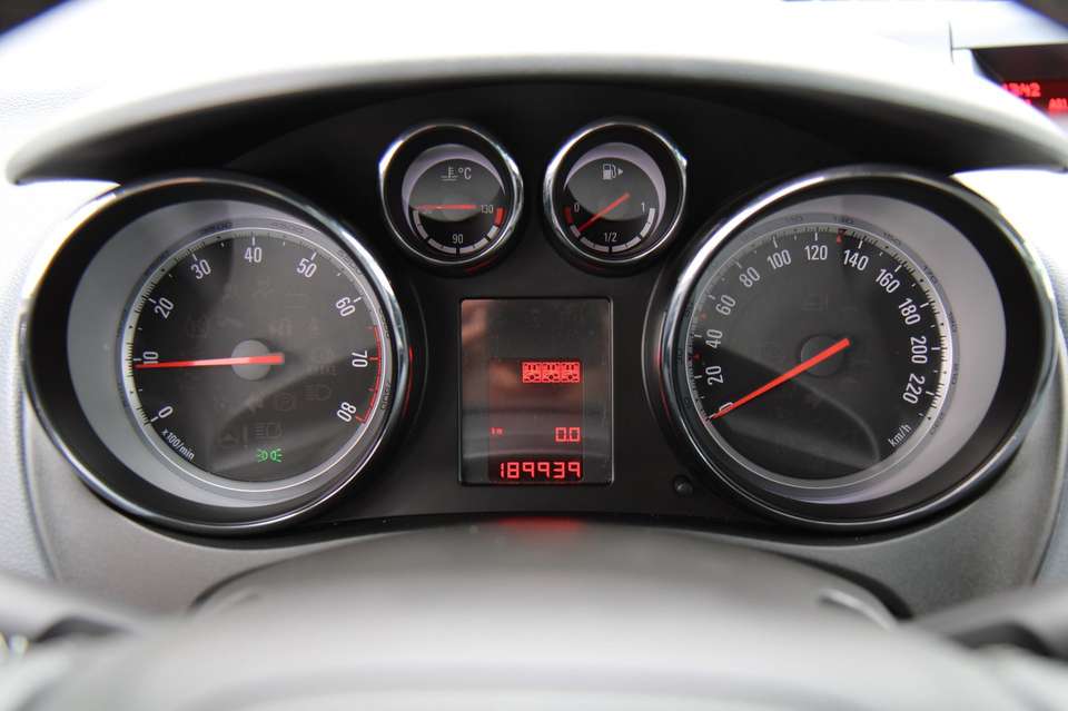 Opel Meriva - Imagem 10