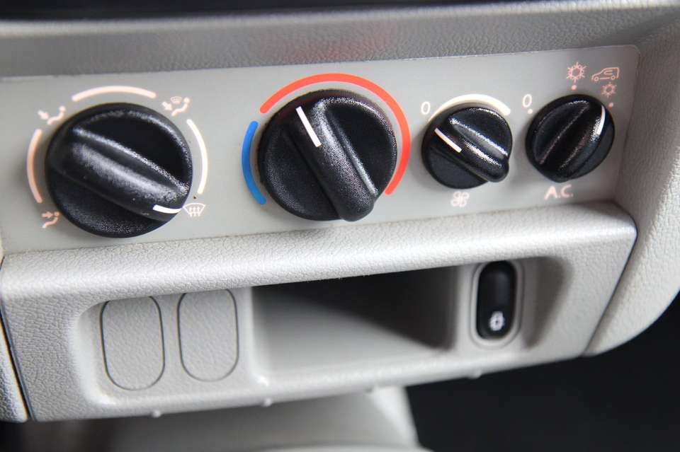 Renault Kangoo - Imagem 18