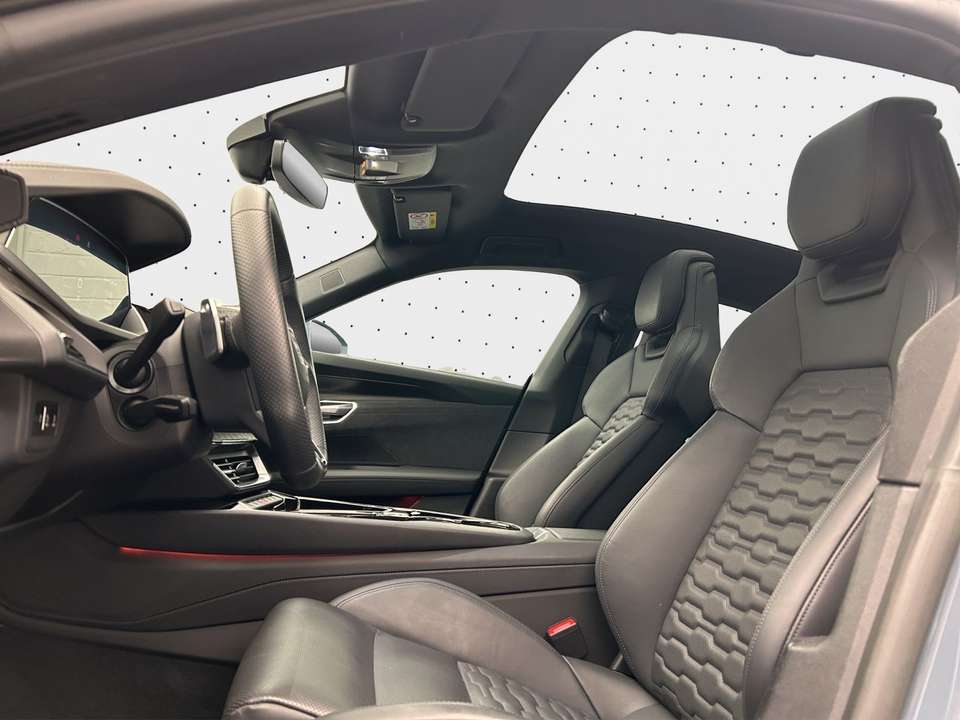 Audi e-tron GT - Imagem 11