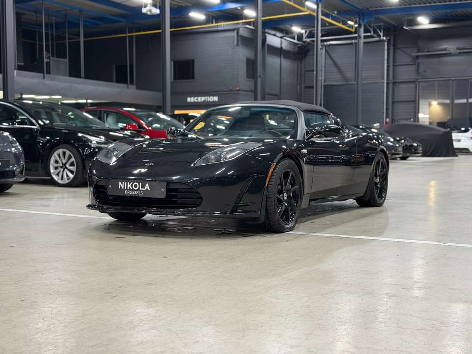 Tesla Roadster - Imagem 10