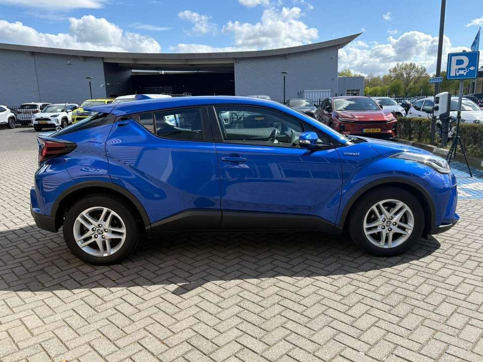 Toyota C-HR - Imagem 4