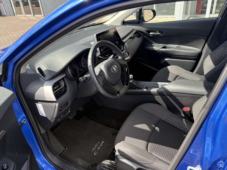 Toyota C-HR - Imagem 9