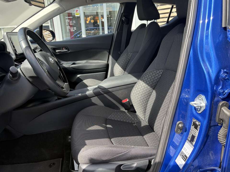 Toyota C-HR - Imagem 10