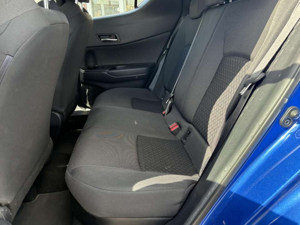 Toyota C-HR - Imagem 11