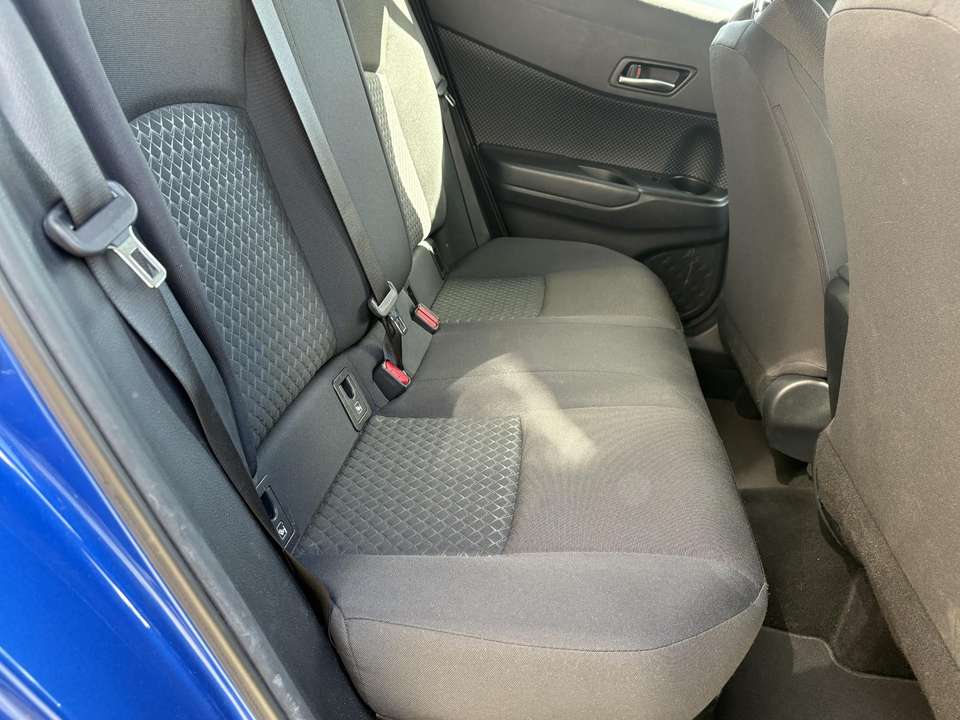 Toyota C-HR - Imagem 13