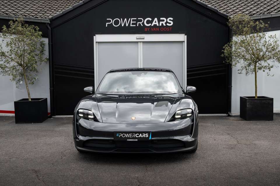 Porsche Taycan - Imagem 2