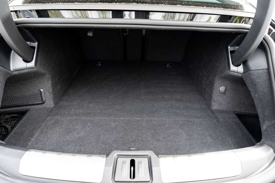 Audi e-tron GT - Imagem 14