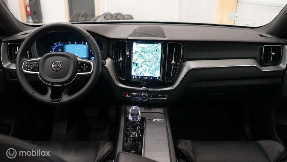 Volvo XC60 - Imagem 12