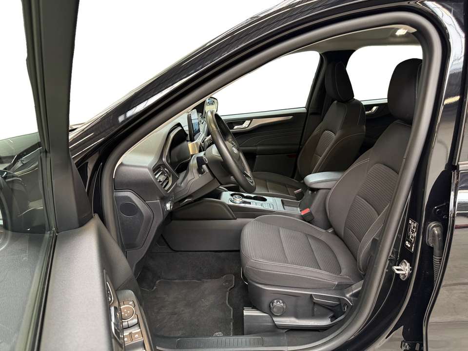 Ford Kuga - Imagem 11