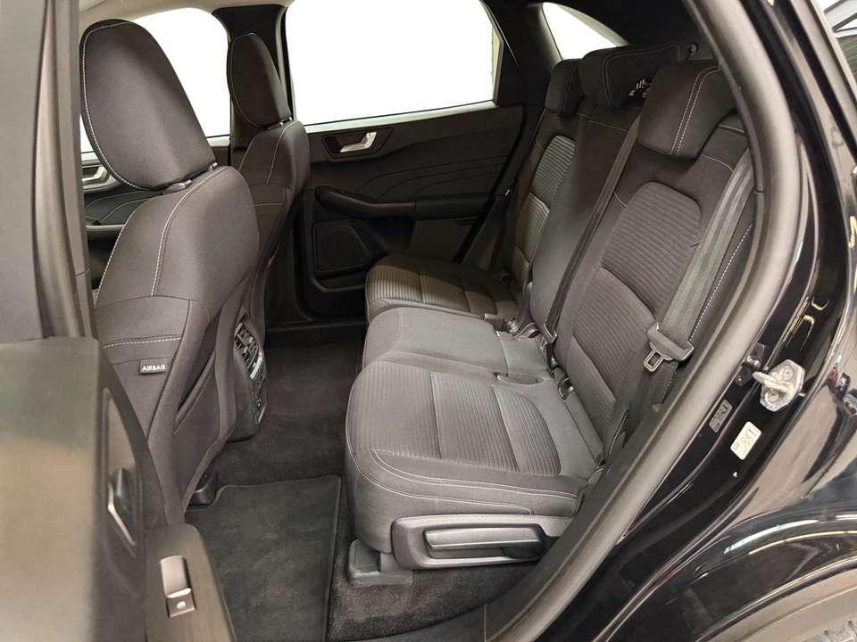 Ford Kuga - Imagem 13