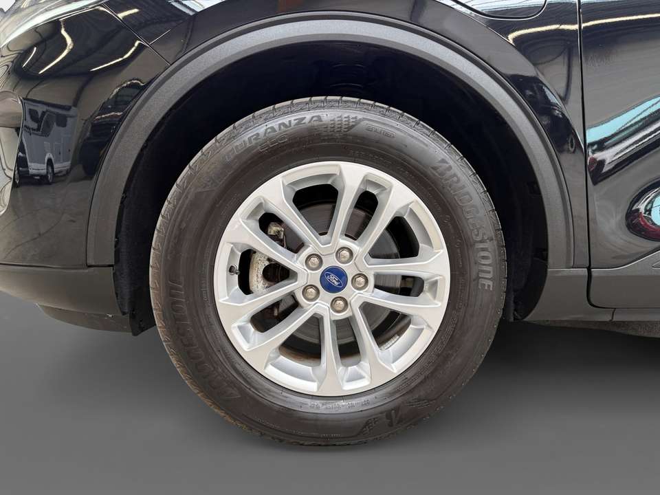 Ford Kuga - Imagem 14