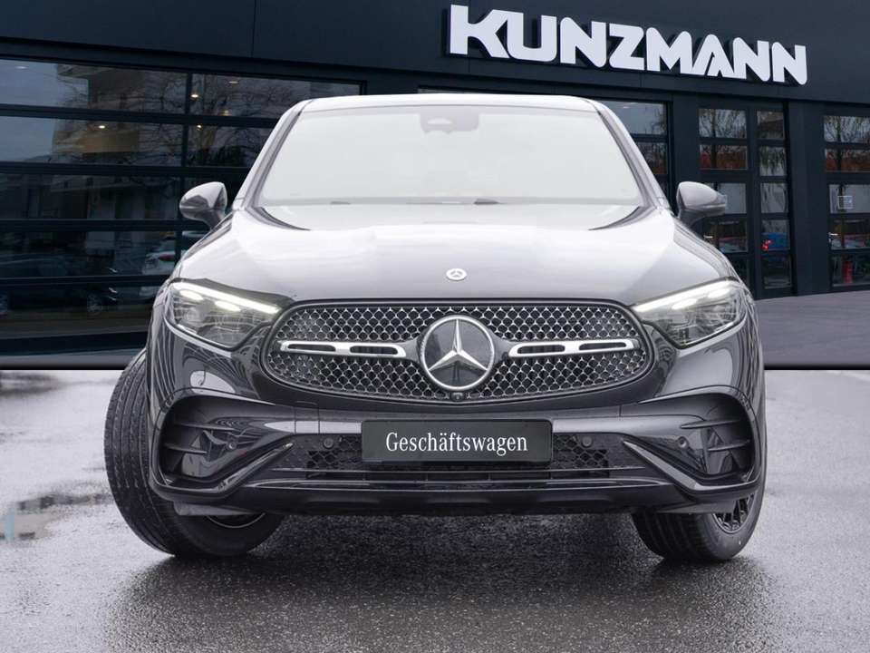 Mercedes-Benz GLC 300 - Imagem 2