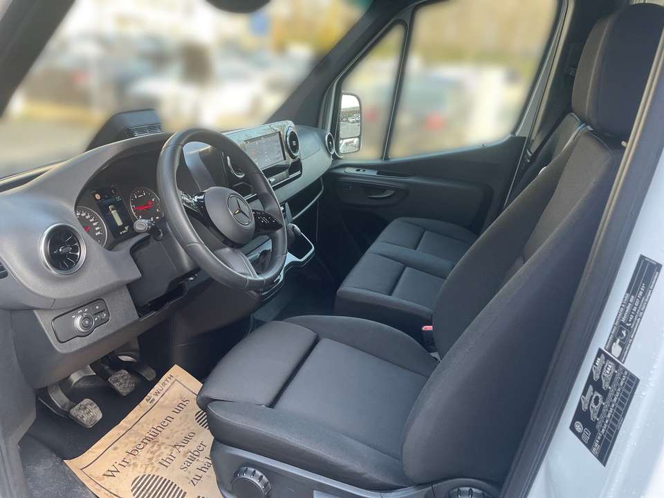 Mercedes-Benz Sprinter - Imagem 8