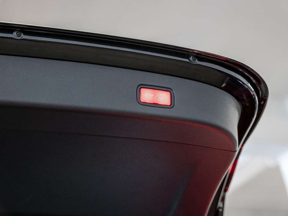 Mercedes-Benz GLC 200 - Imagem 8