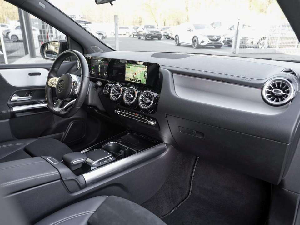 Mercedes-Benz B 250 - Imagem 15