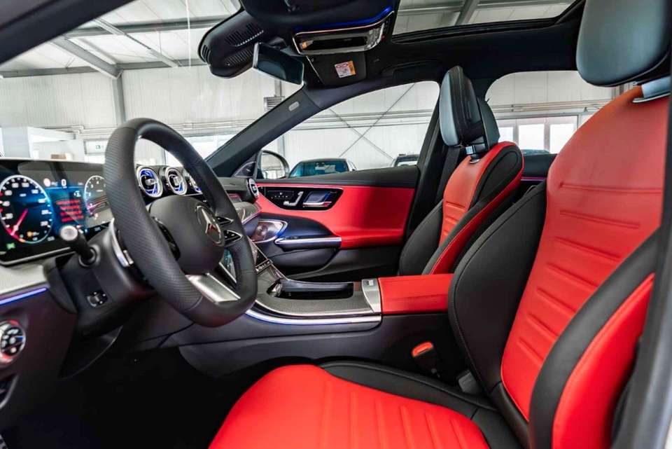 Mercedes-Benz C 300 - Imagem 8