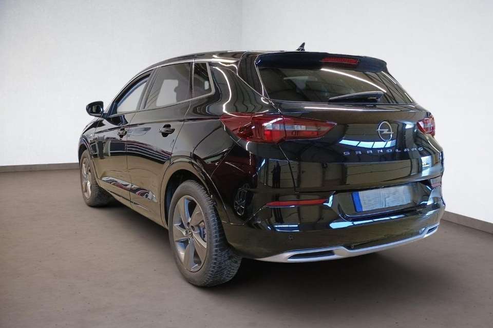 Opel Grandland - Imagem 9