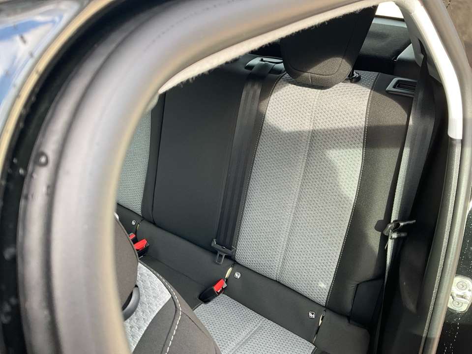 Opel Corsa - Imagem 15