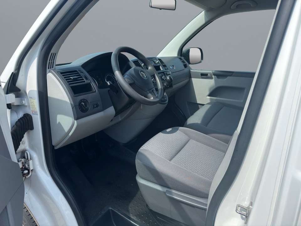 Volkswagen T5 Transporter - Imagem 10