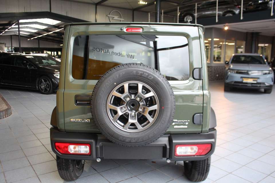 Suzuki Jimny - Imagem 8