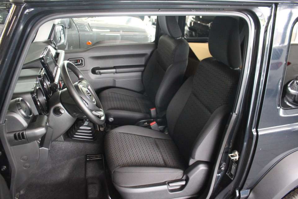 Suzuki Jimny - Imagem 7