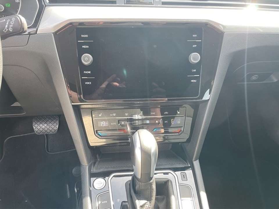 Volkswagen Passat Variant - Imagem 13