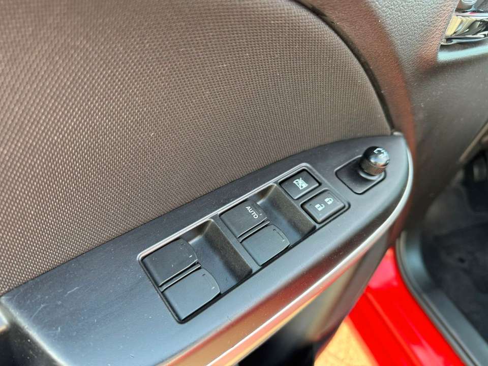 Suzuki Baleno - Imagem 11