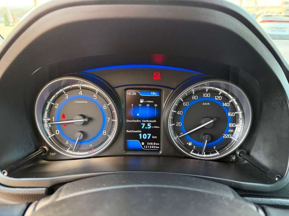 Suzuki Baleno - Imagem 15