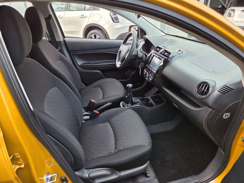 Mitsubishi Space Star - Imagem 10