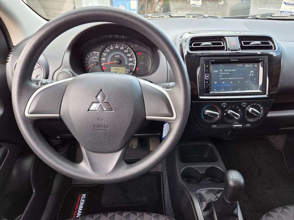 Mitsubishi Space Star - Imagem 13