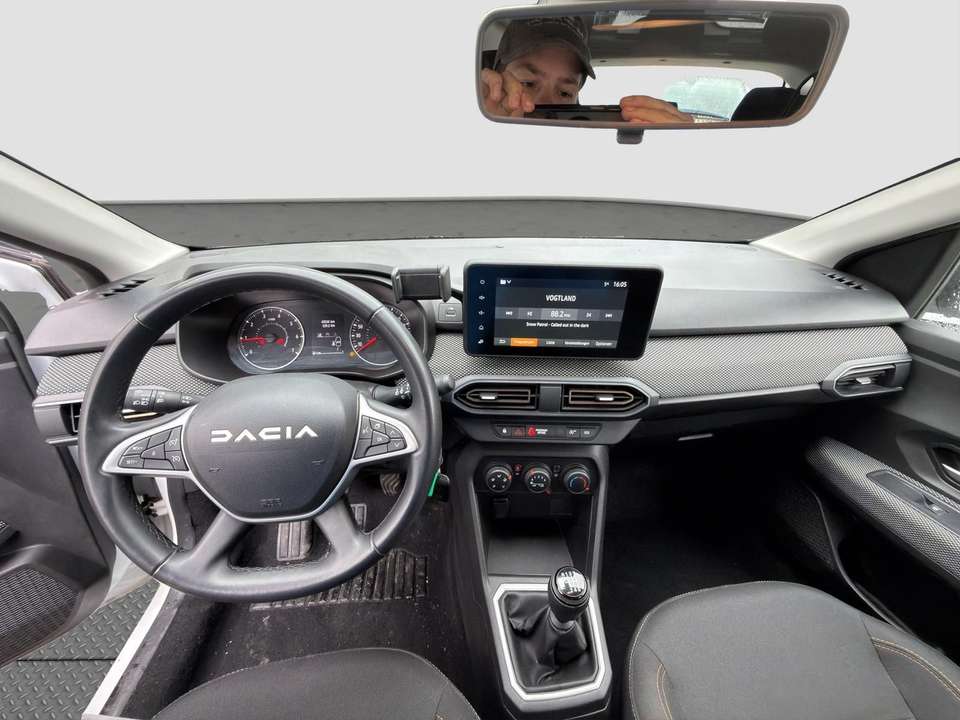 Dacia Sandero - Imagem 3