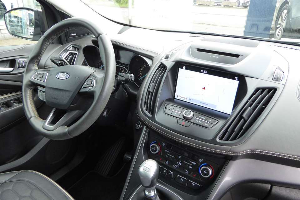 Ford Kuga - Imagem 9