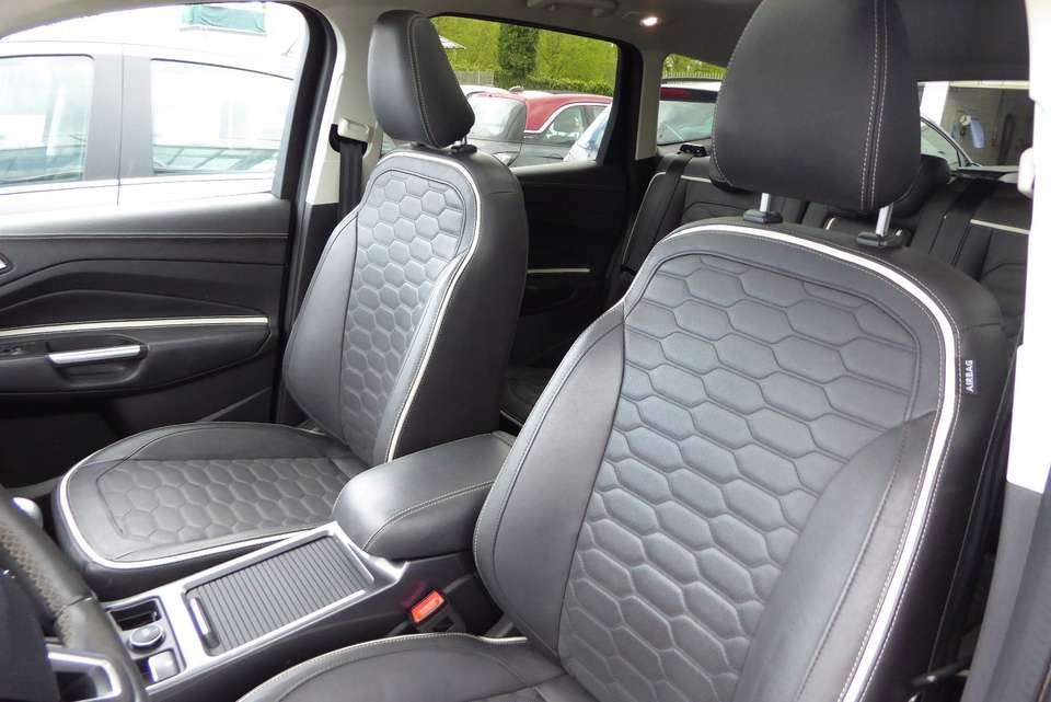 Ford Kuga - Imagem 14