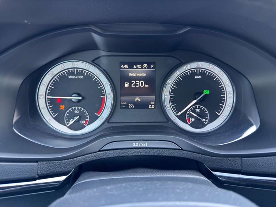 Skoda Karoq - Imagem 13