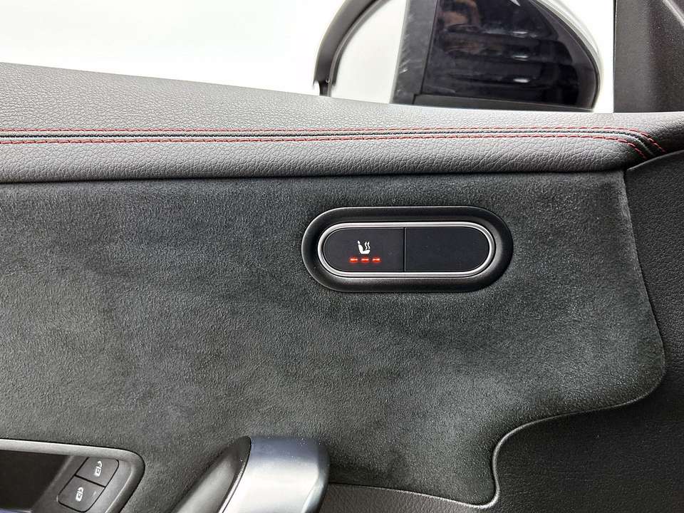 Mercedes-Benz CLA 250 - Imagem 9