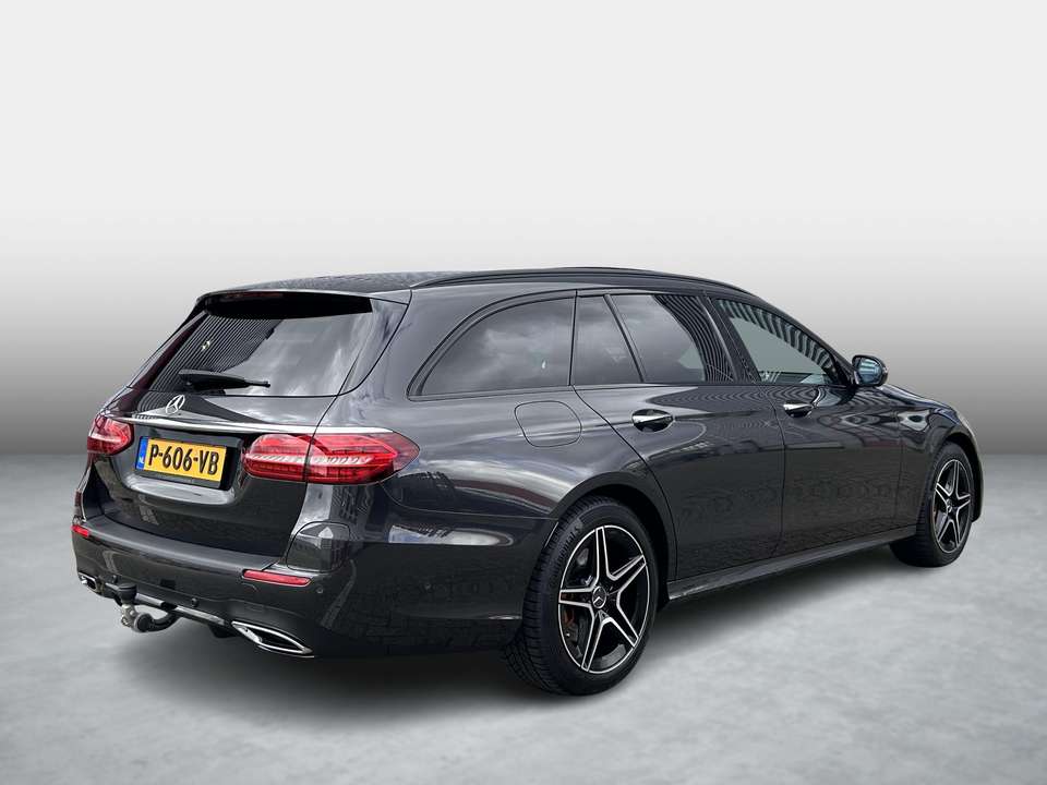 Mercedes-Benz E 300 - Imagem 2