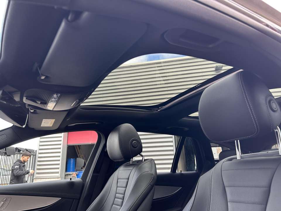 Mercedes-Benz E 300 - Imagem 6