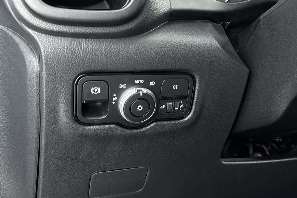 Mercedes-Benz Vito - Imagem 10