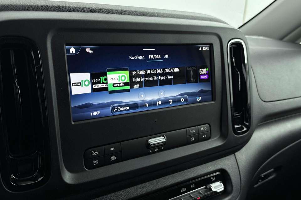 Mercedes-Benz Vito - Imagem 12