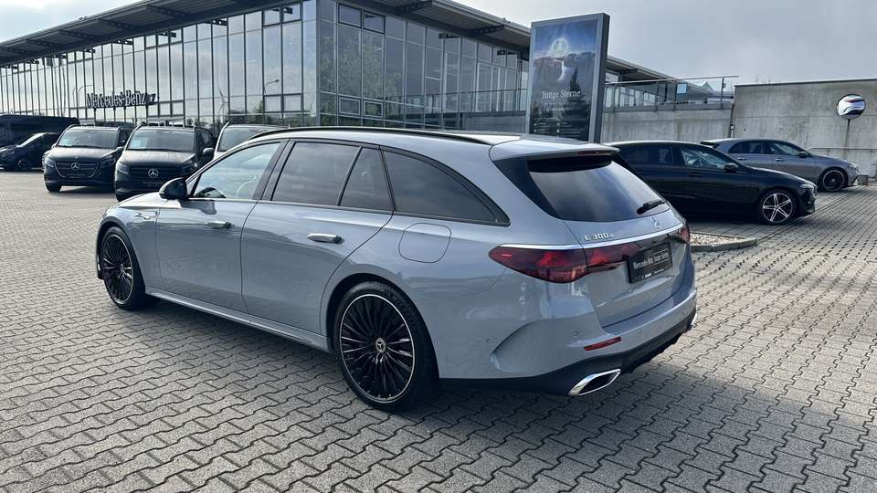 Mercedes-Benz E 300 - Imagem 7