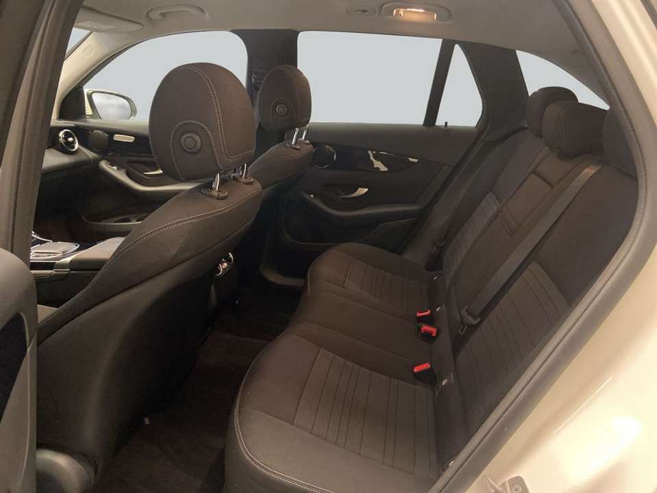 Mercedes-Benz GLC 200 - Imagem 12