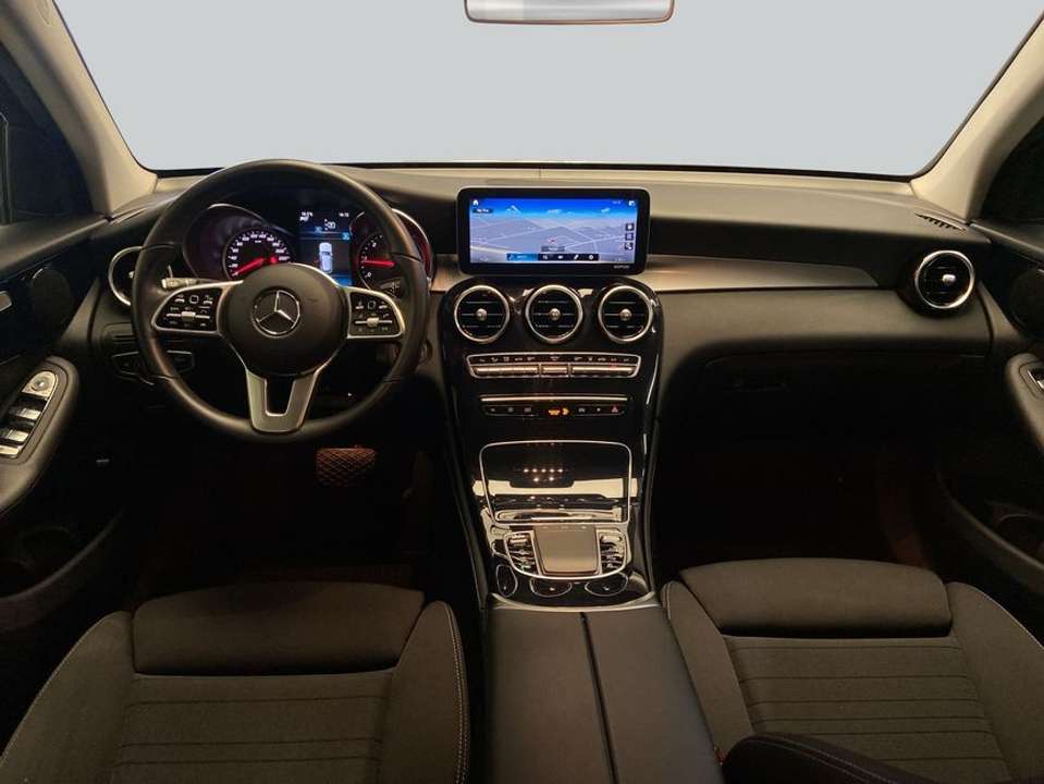 Mercedes-Benz GLC 200 - Imagem 14