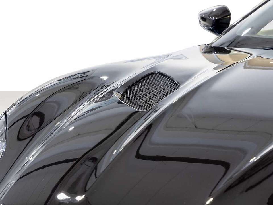 Aston Martin DBS - Imagem 11